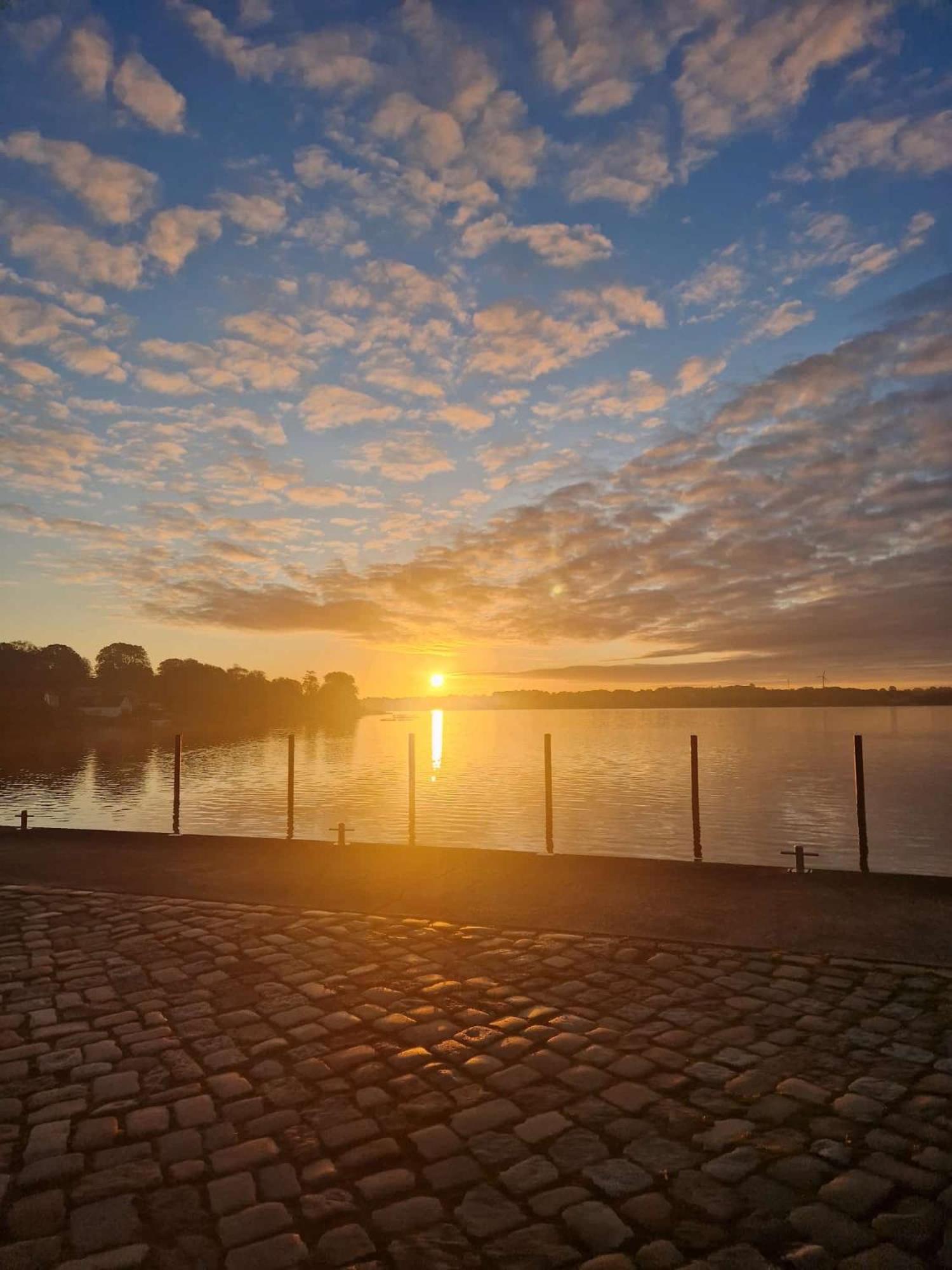 Das Kleine Hotel Schleiblick Schleswig Buitenkant foto